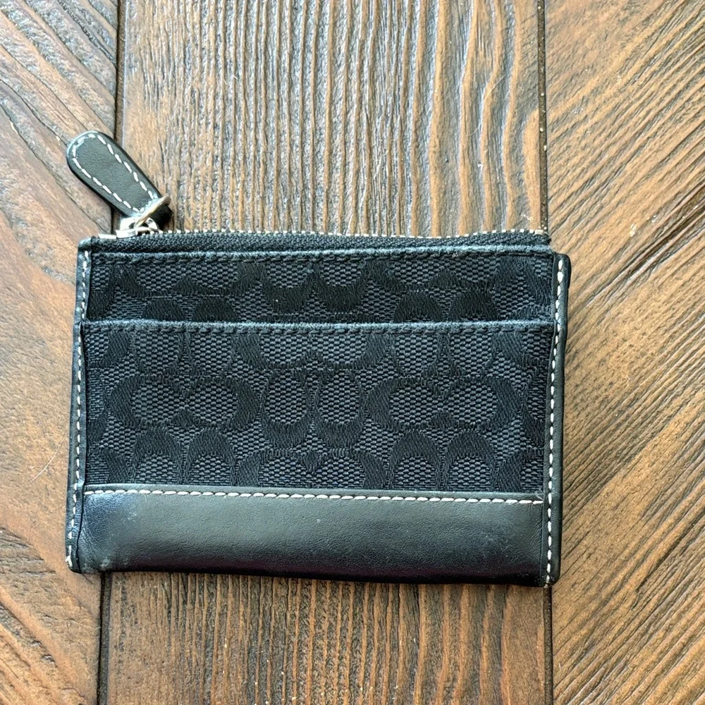 Coach Black Signature Zip Card Case